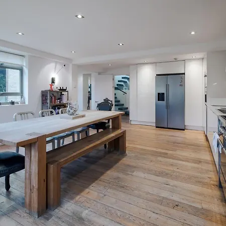Stunning 3 Bedroom, 3 Bathroom Duplex With Terrace London Exterior photo