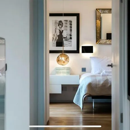 Stunning 3 Bedroom, 3 Bathroom Duplex With Terrace London Exterior photo